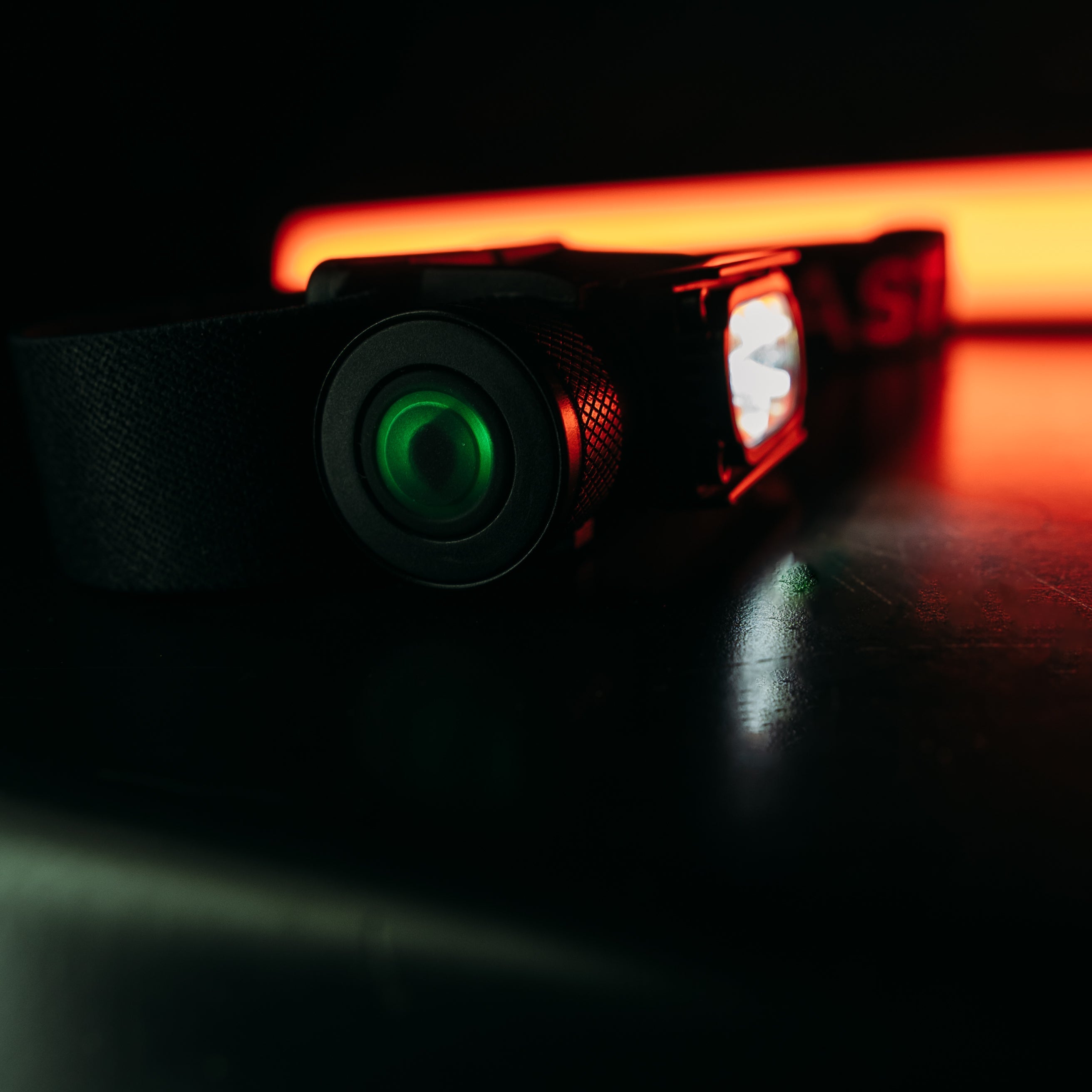 STRIKE 1800 HEADLAMP